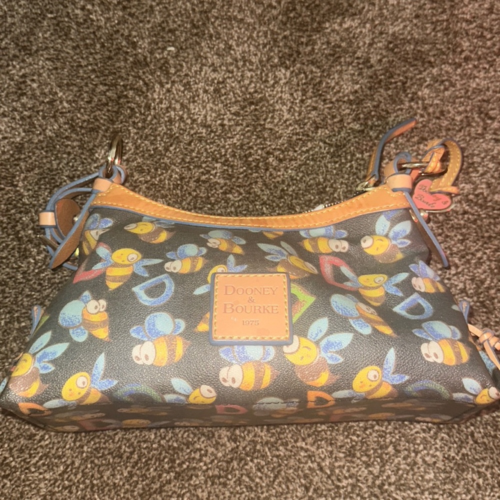 Dooney & Bourke purse
